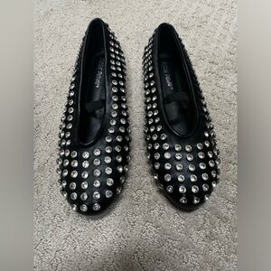 CTION
Sparkle Flat Ballet Pumps